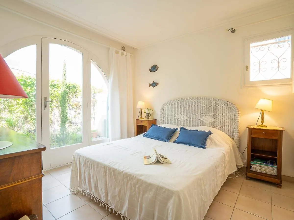 Holiday Home Pescadou-2 By Interhome Hyères 0*,