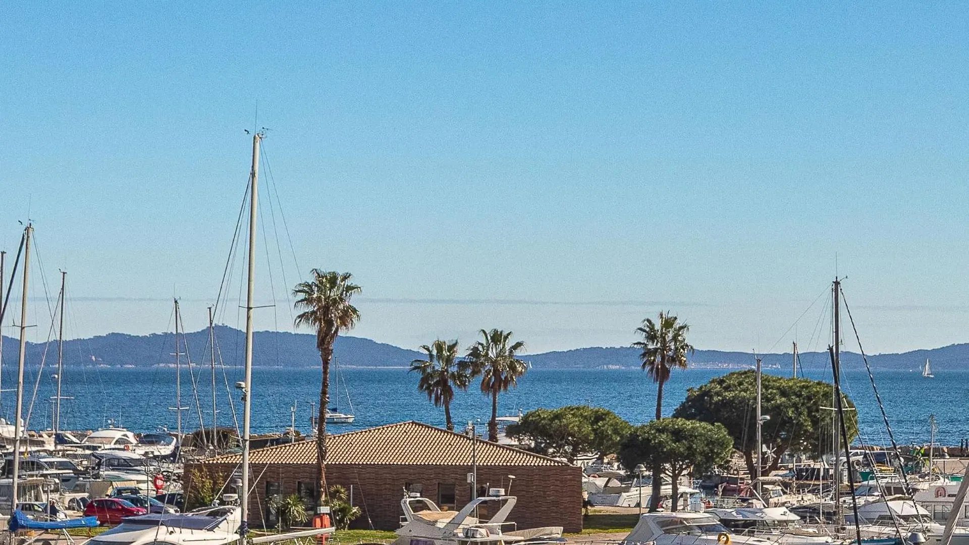 Holiday Home Pescadou-2 By Interhome Hyères 0*,  Frankrike